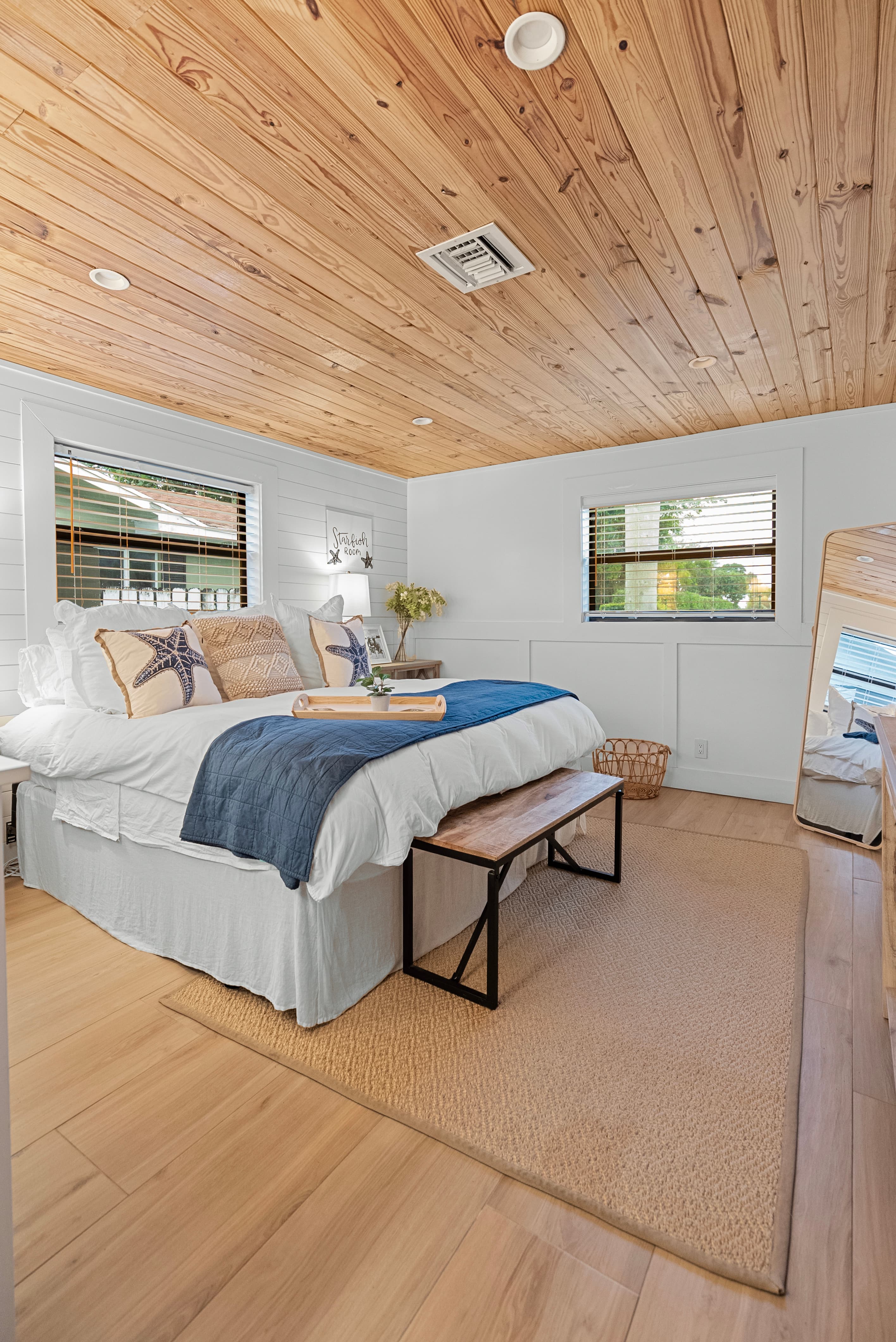 Starfish Room, a comfortable bedroom